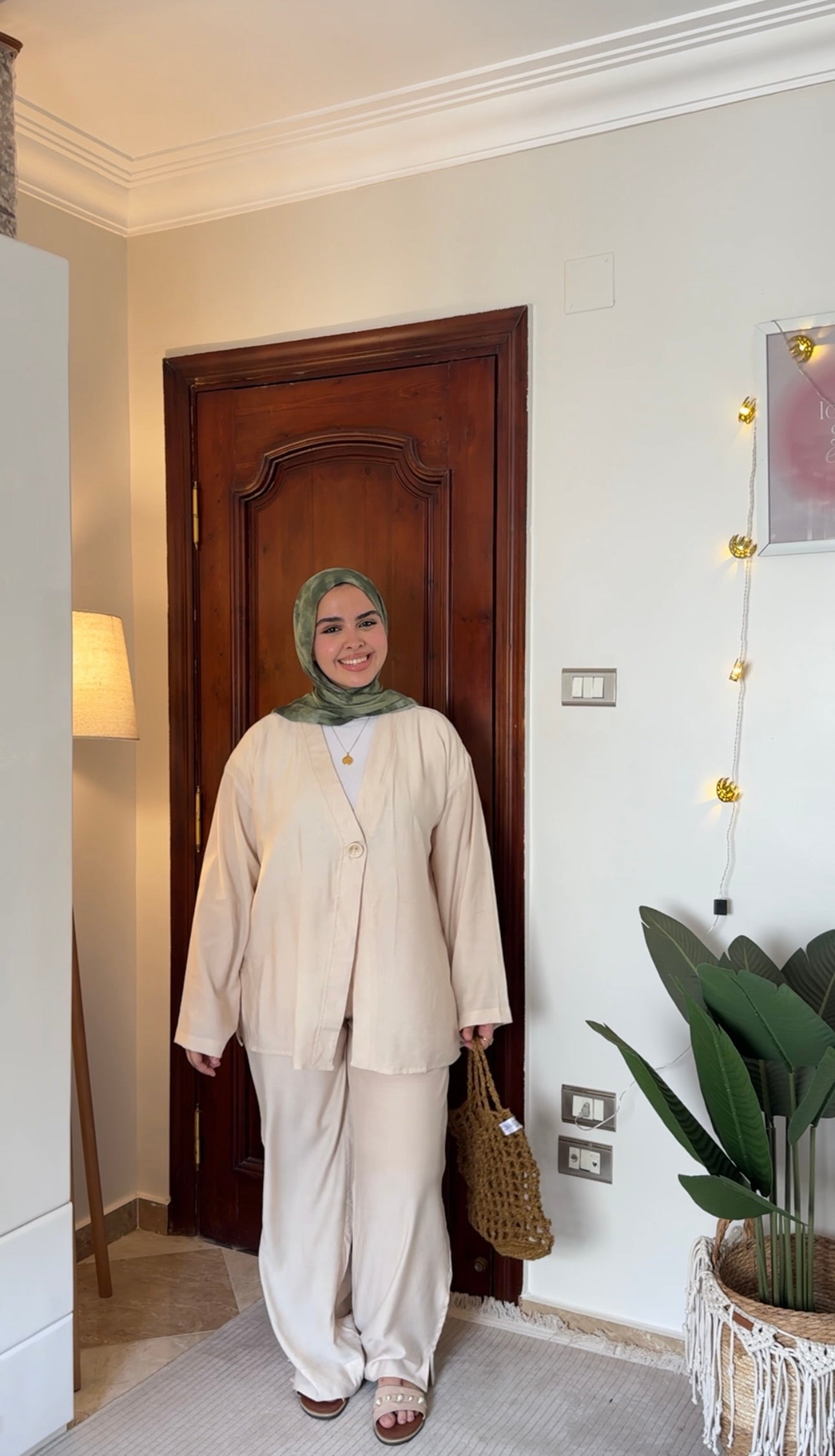 سوت كتان ناعم قطعتين - أناقة وراحة بلا حدود